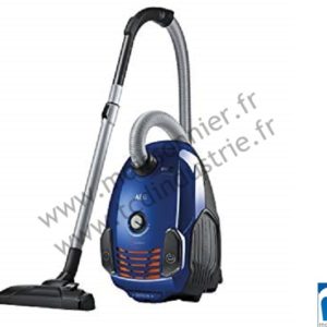 Aspirateur traineau AEG VX6XFORCE 700W