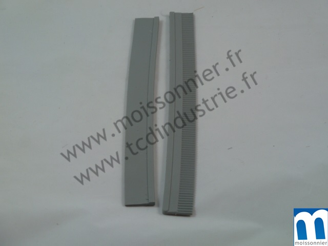 Bande (1 pcs) caoutchouc av/ar D300